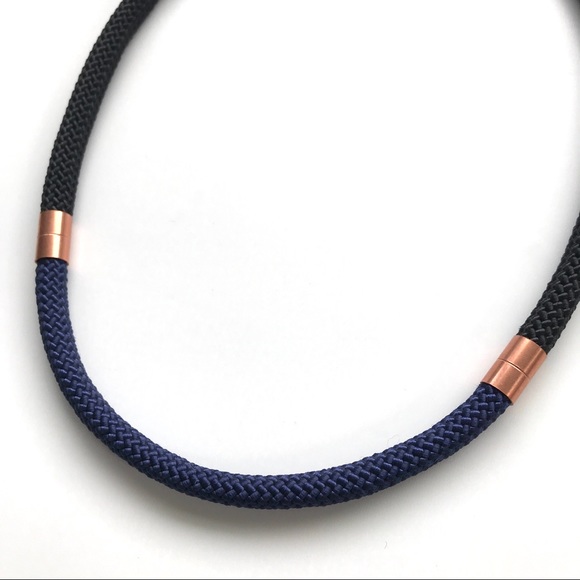 Black + navy blue statement necklace with copper pieces - Picture 3 of 4